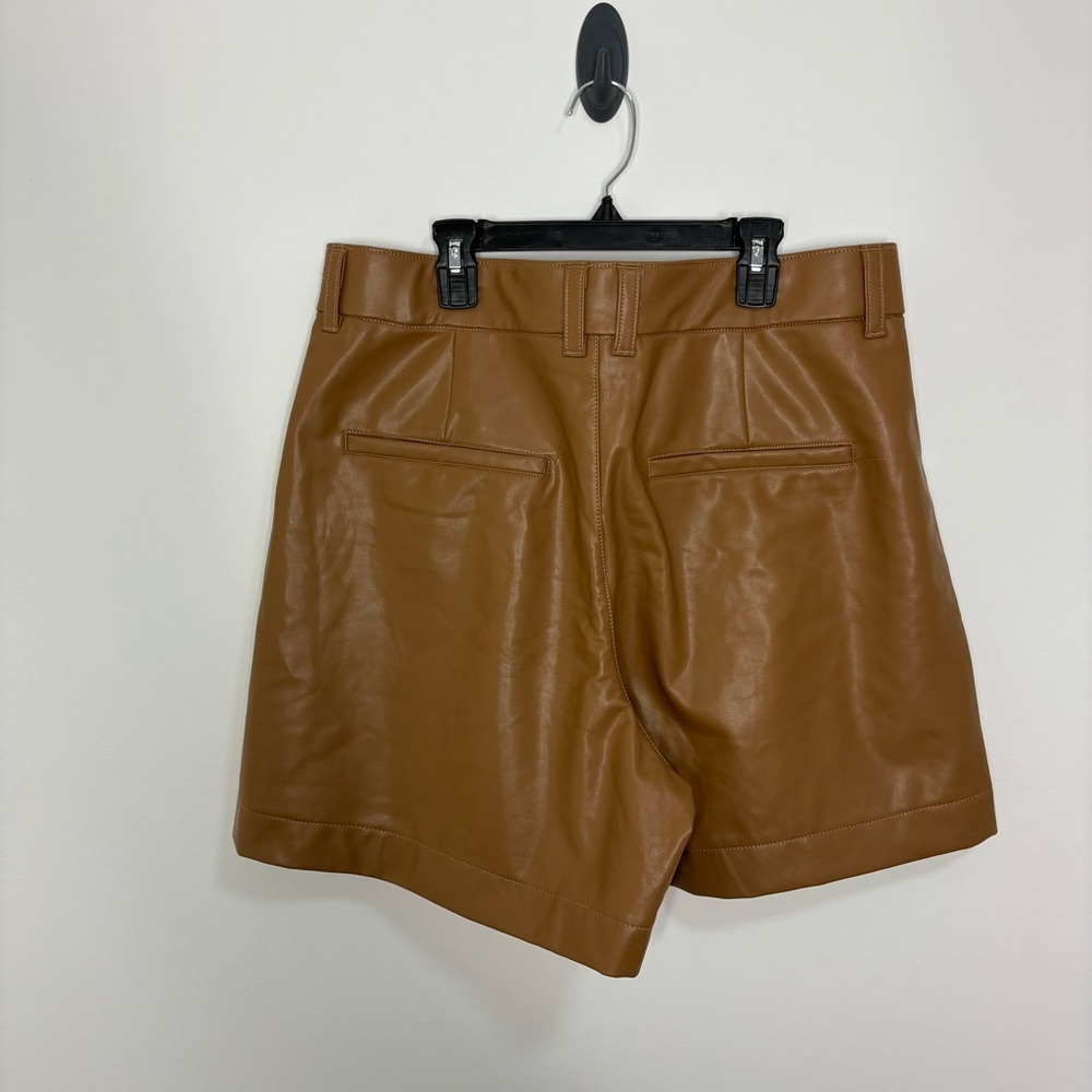 Abercrombie & Fitch hi rise vegan leather tan shorts size large - Picture 7 of 8